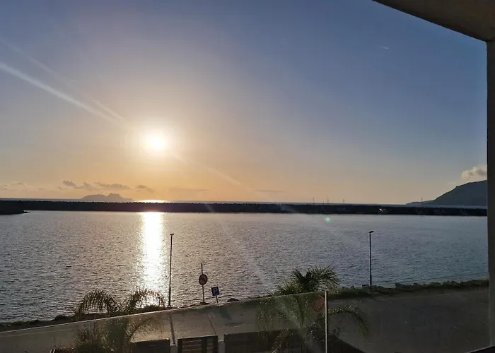 Isalos Sea View Studios